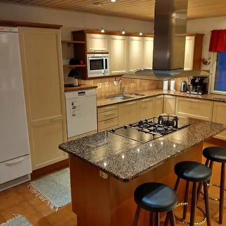 Kaarina 罗瓦涅米